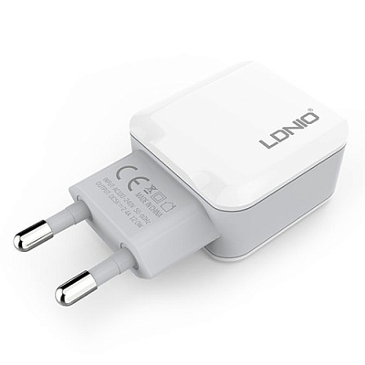 Зарядное устройство 2*USB LDNIO A2202
