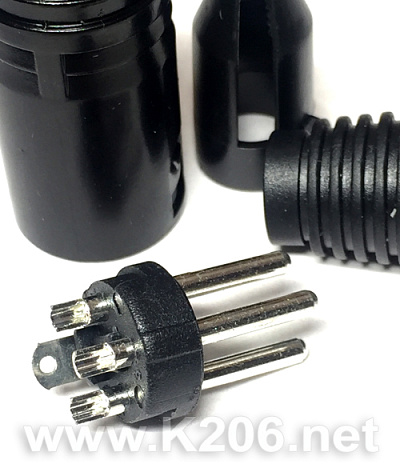 Штекер на кабель HY1.4813 XLR 3-pin male