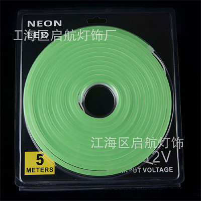 Гнучкий неон 12V 6*12мм зелений